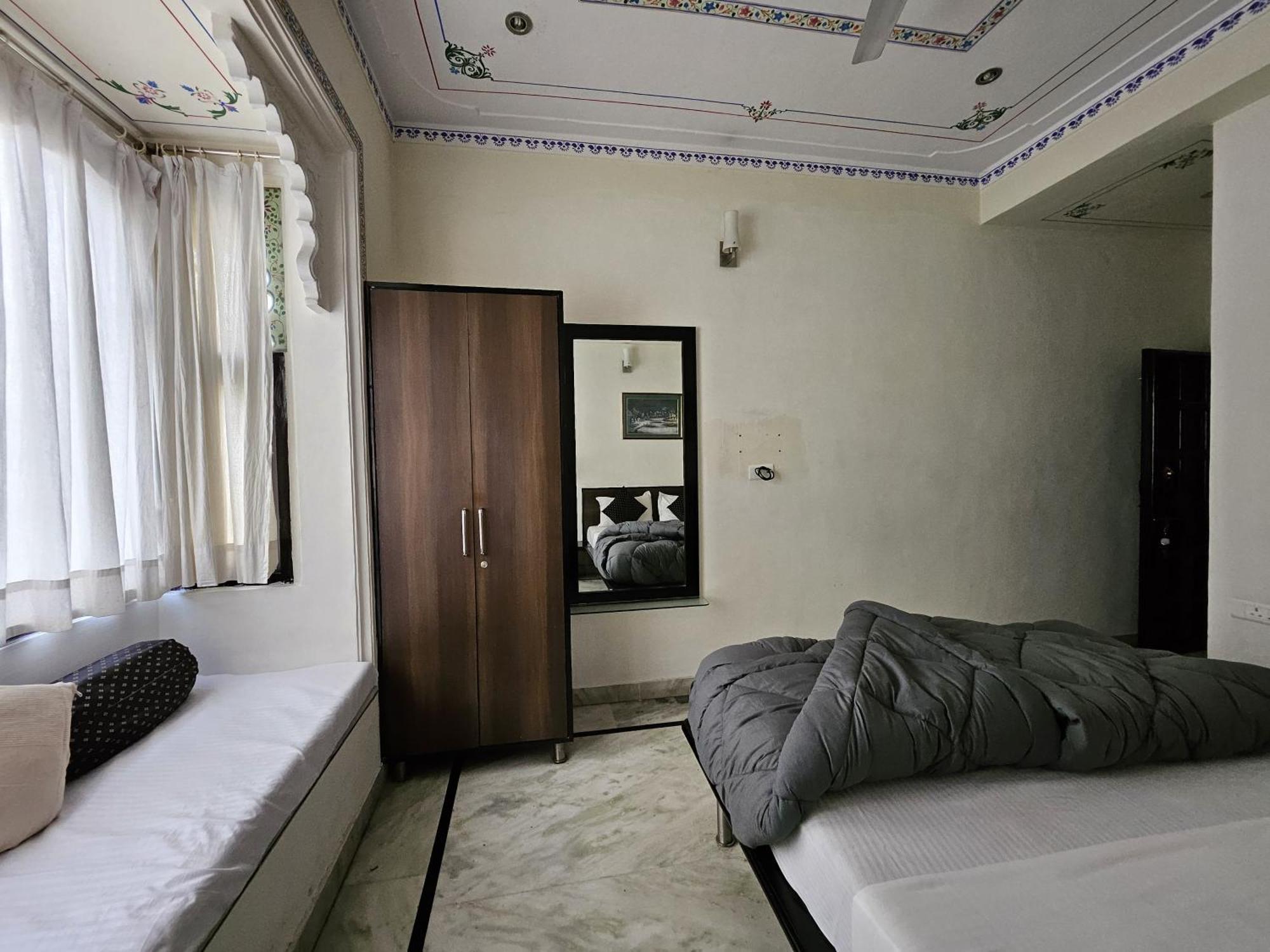 Albergue Madpackers Udaipur Exterior foto